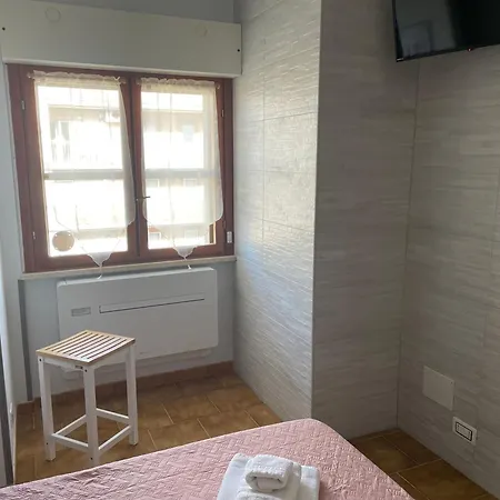 Apartment Scacciapensieri House Nettuno